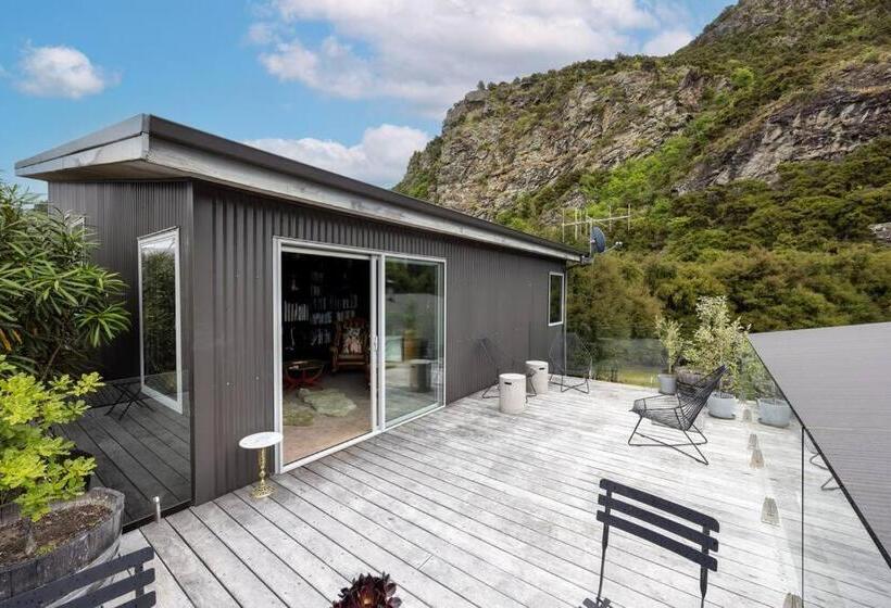 旅馆 Upstairs Relaxing Loft