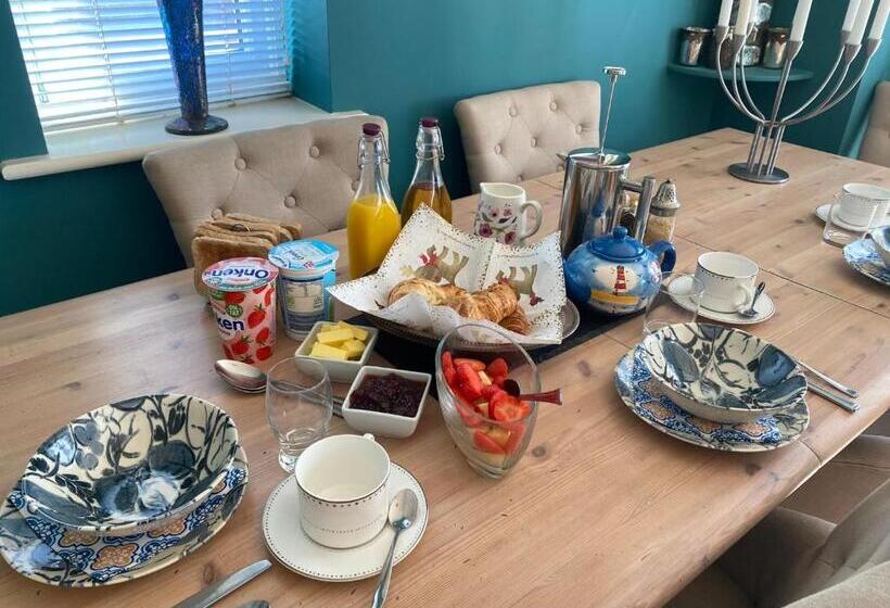 Bed and Breakfast 2 Friends Close