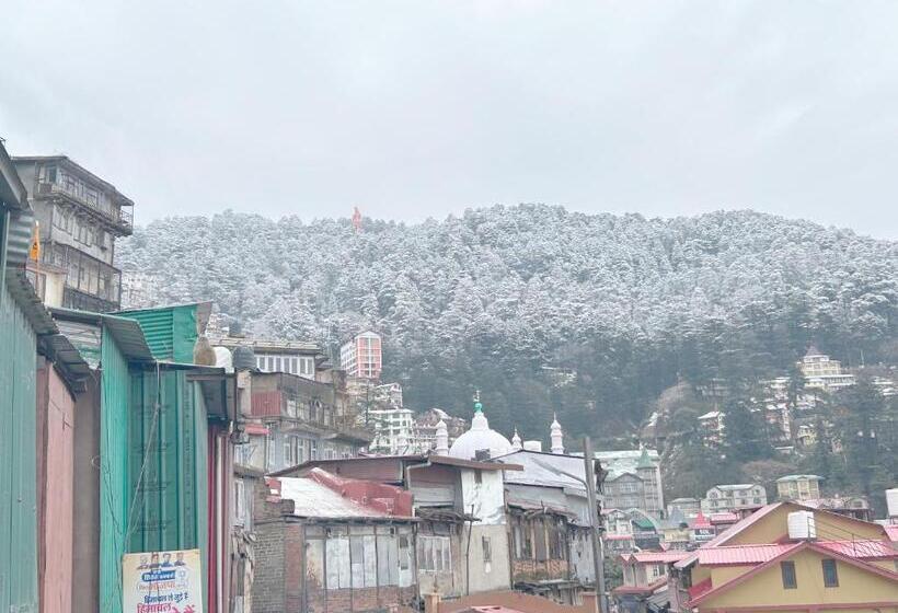 ベッドアンドブレックファースト Aston Shimla Hills