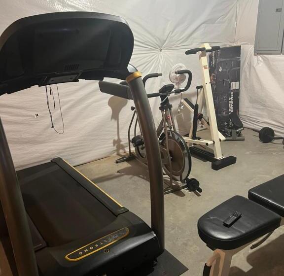 민박 Atkins Investments Inc. Swanhaven