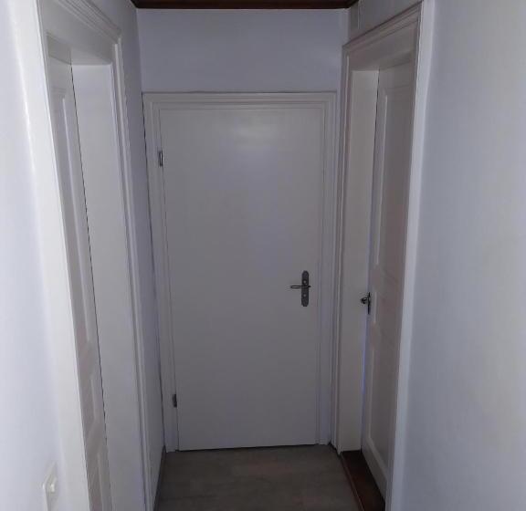 مبيت وإفطار Au Soin De La Vie