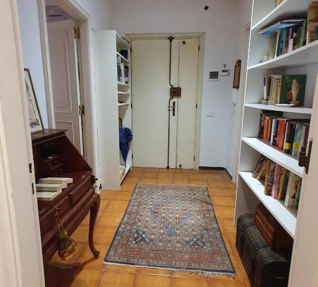 Bed and Breakfast Bookanvillea