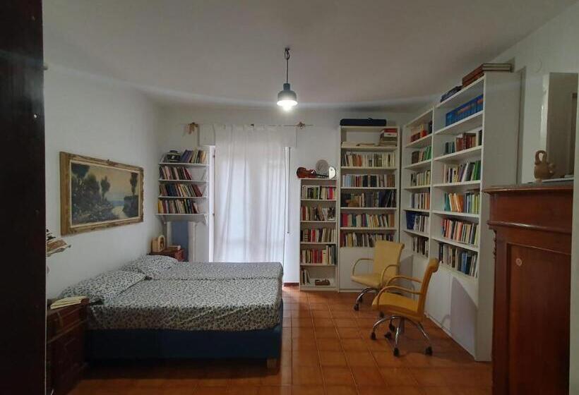 Bed and Breakfast Bookanvillea