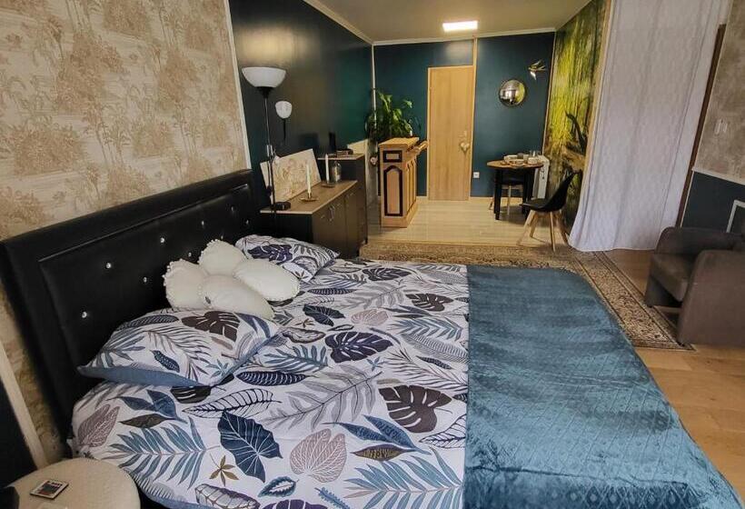 مبيت وإفطار Choisy Le Jacuzzi