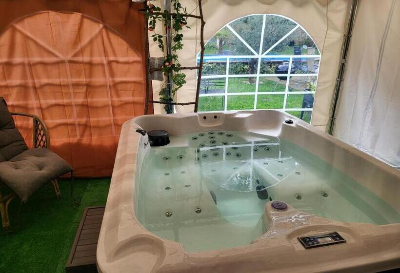مبيت وإفطار Choisy Le Jacuzzi