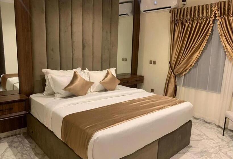 Bed and Breakfast God S Touch Apartments Remi Fani Kayode Gra. Ikeja