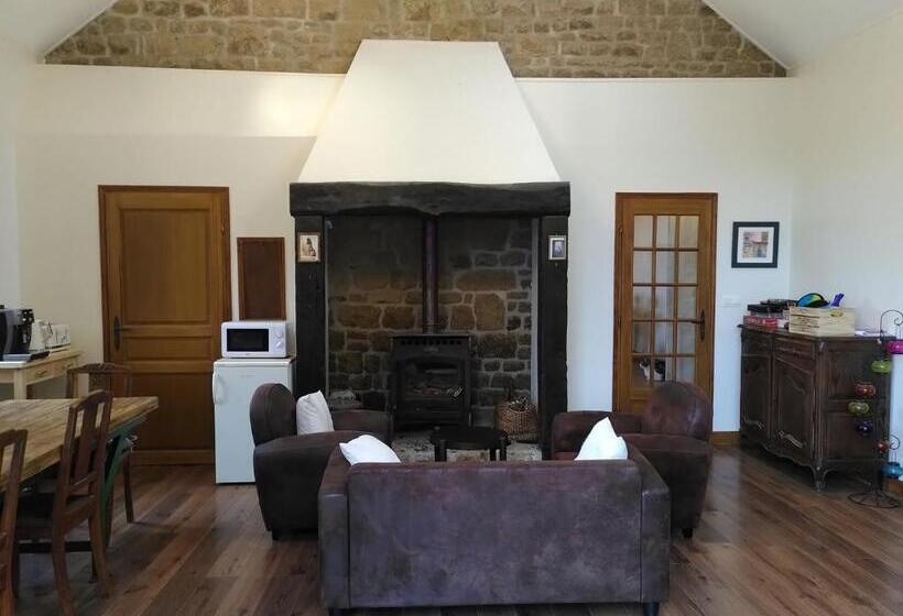 ベッドアンドブレックファースト La Mancellière De Montjoie Chambre Chez Stéphanie