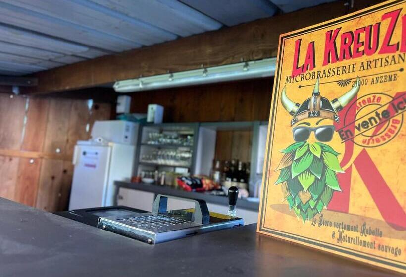 مبيت وإفطار Le Domaine De La Vergnolle