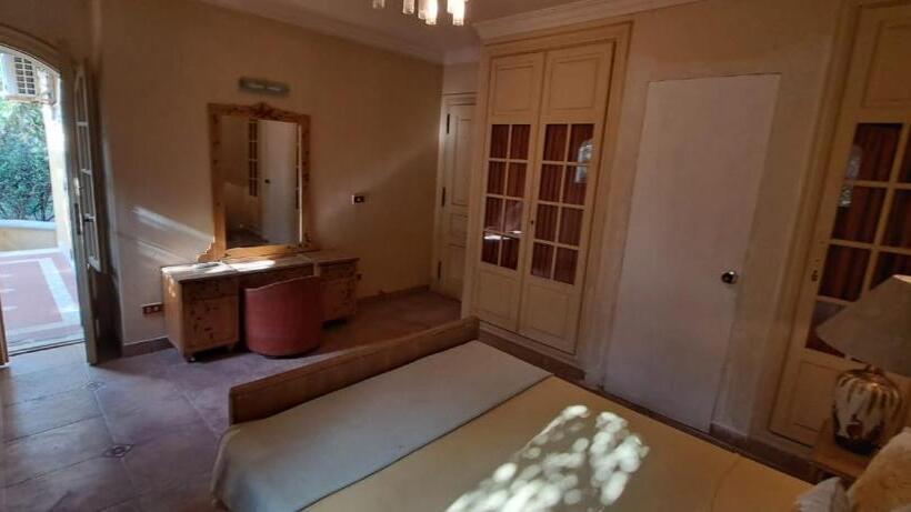 צימר Lunar King Mariout