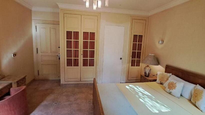 צימר Lunar King Mariout