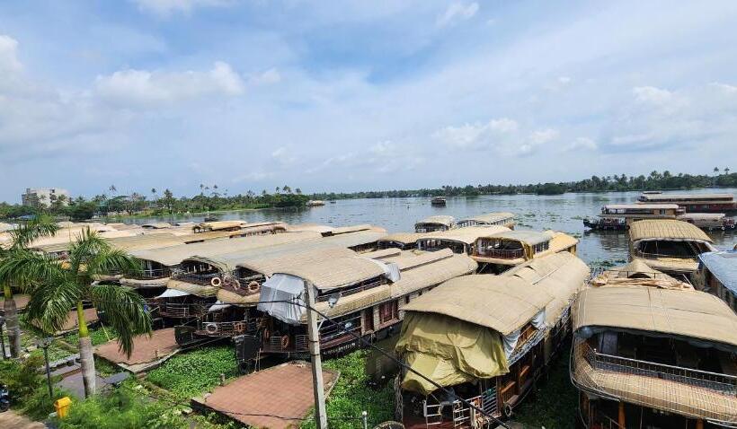 住宿加早餐 Marari Johns Homestay Mararikulam, Alappuzha