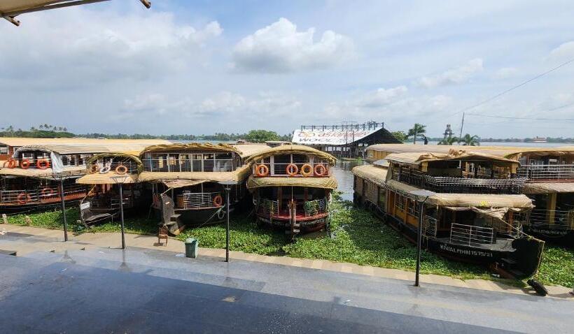 住宿加早餐 Marari Johns Homestay Mararikulam, Alappuzha