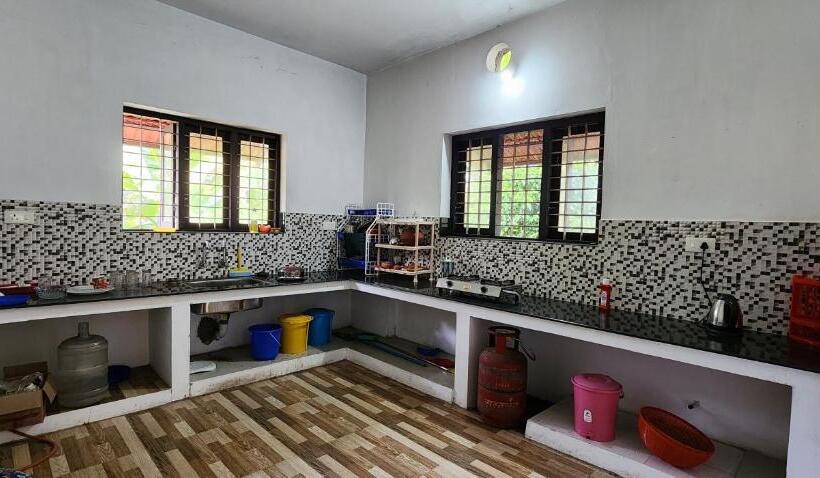住宿加早餐 Marari Johns Homestay Mararikulam, Alappuzha