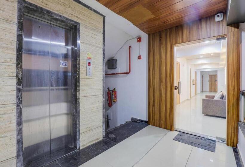 Collection O Hotel S. S. Plaza