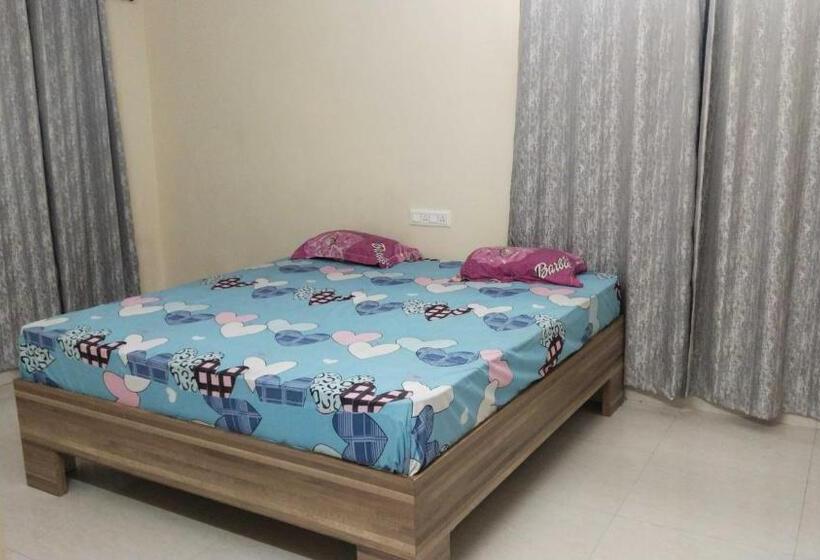 Collection O Saria Hotel & Banquet Hall