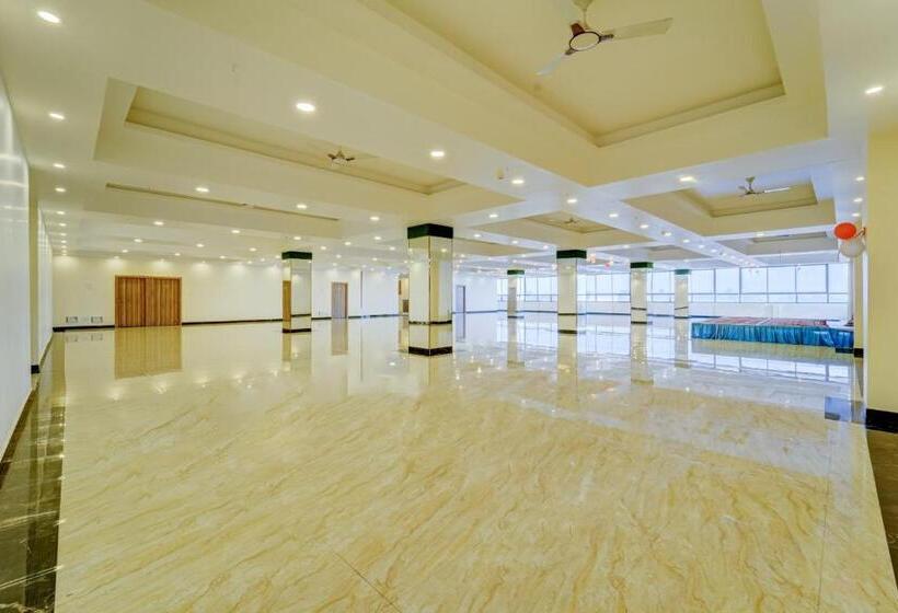 Collection O Saria Hotel & Banquet Hall