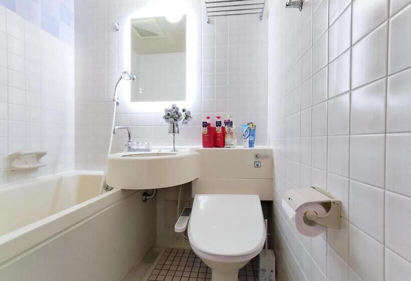 D35新宿最中心 東新宿站5分 Shinjuku Center 5 Mins To Station, Max 4p 新宿 涉谷 表参道 池袋 上野 代代木 银座 原宿