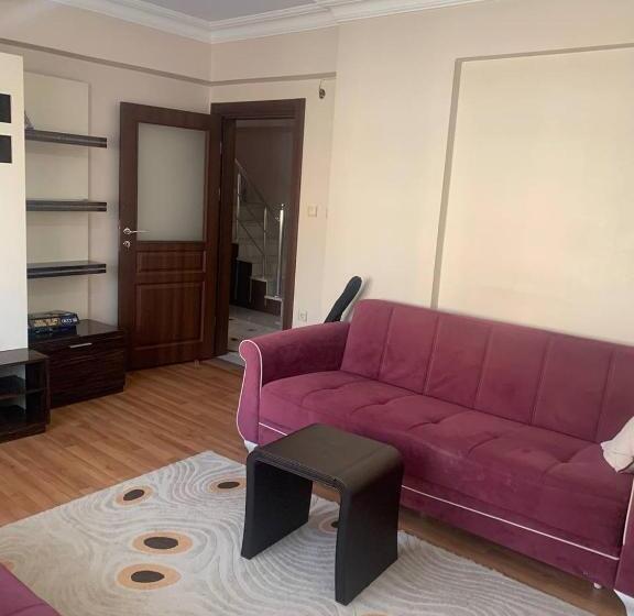 Hostel In Bahcelievler