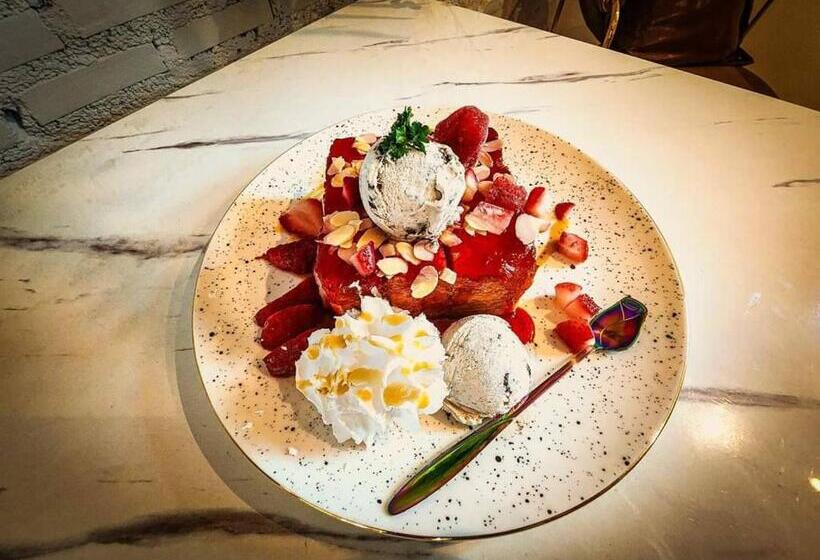 Отель เรินนายหัว By Koyad Resort