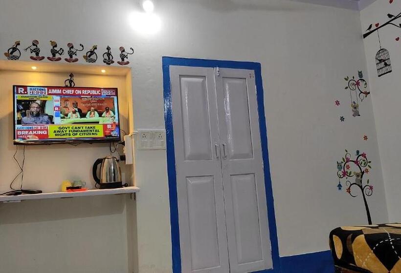 בית מלון כפרי Adh Amilya Gerdens