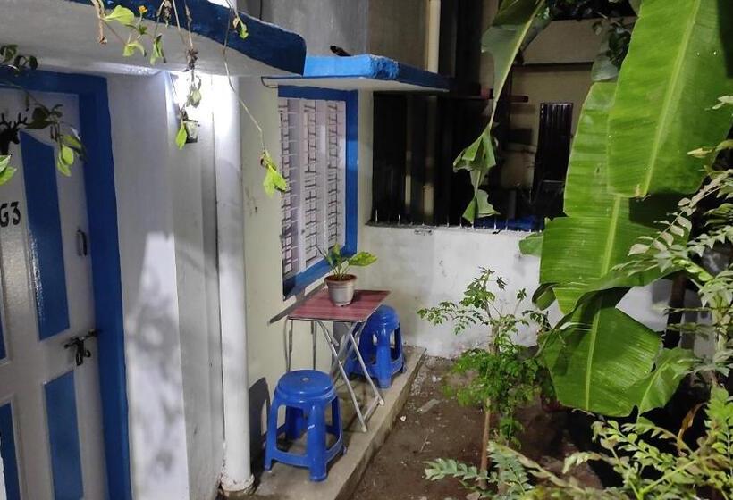 בית מלון כפרי Adh Amilya Gerdens