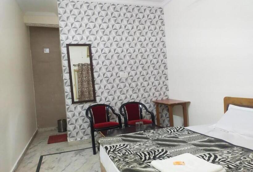 ホテル Alaknanda Inn,srinagar