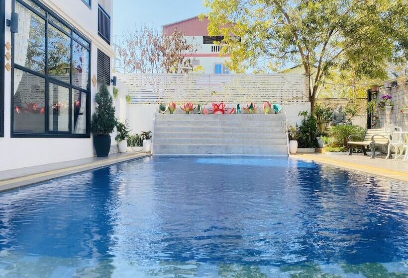 فندق Ananphada Boutique