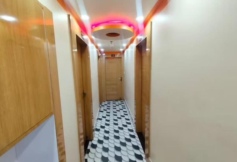 ホテル Anurag Palace