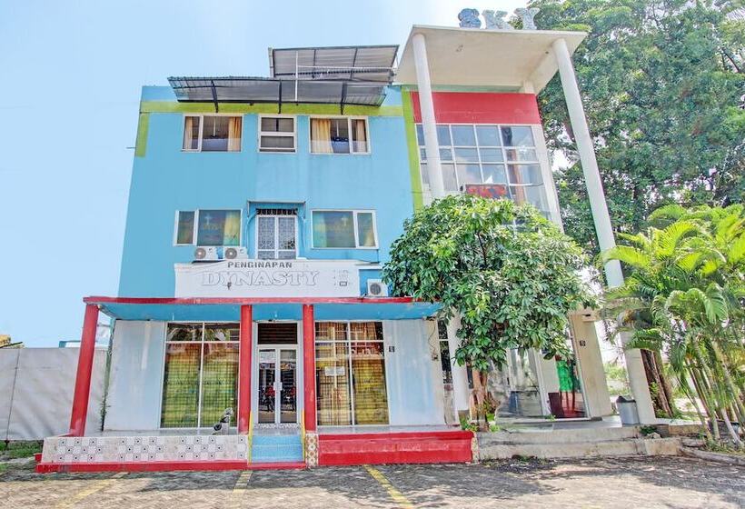 酒店 Capital O 93361 Dynasty Inn Syariah