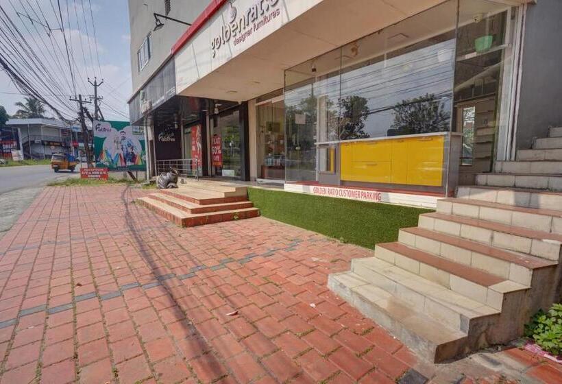 호텔 Collection O Palm Inn Ac Tourist Home