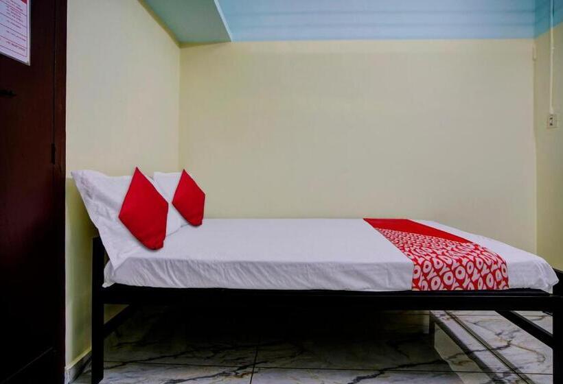 호텔 Collection O Palm Inn Ac Tourist Home