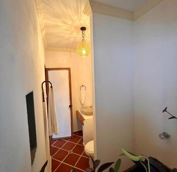 فندق Colonial Beach Airport