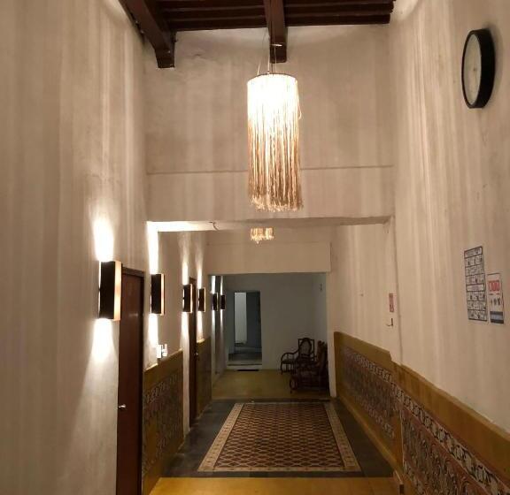 هتل Enso In Downtown