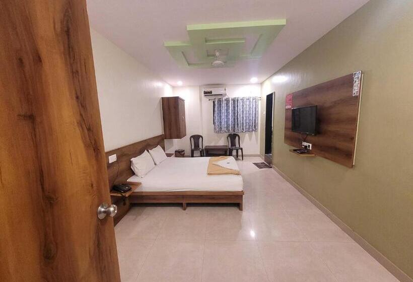 בית מלון כפרי Flagship Sunshine Lodge