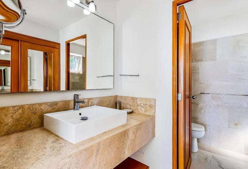 فندق Flamingos Beach 401