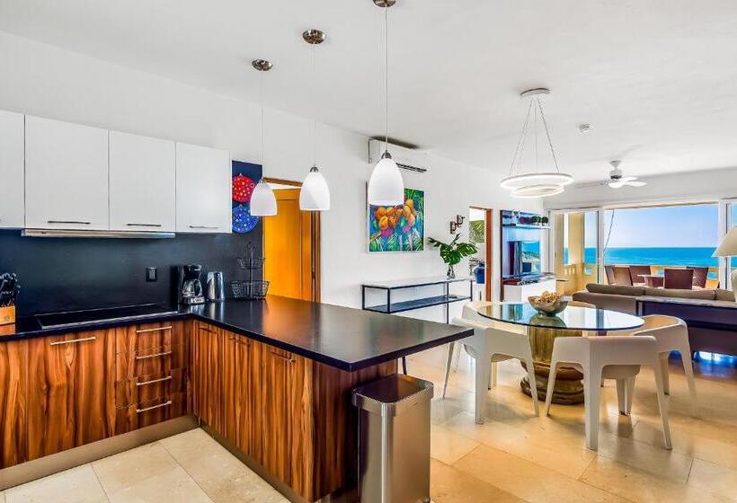 فندق Flamingos Beach 401