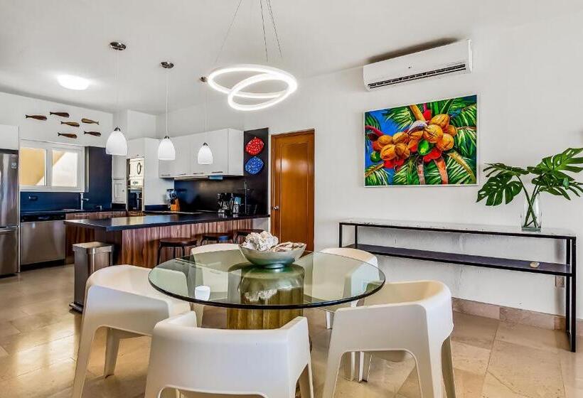 فندق Flamingos Beach 401