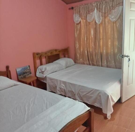 호텔 Hostal Ebenezer