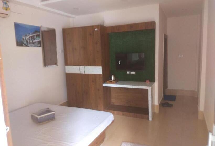 בית מלון כפרי Jupiter Eco Resort