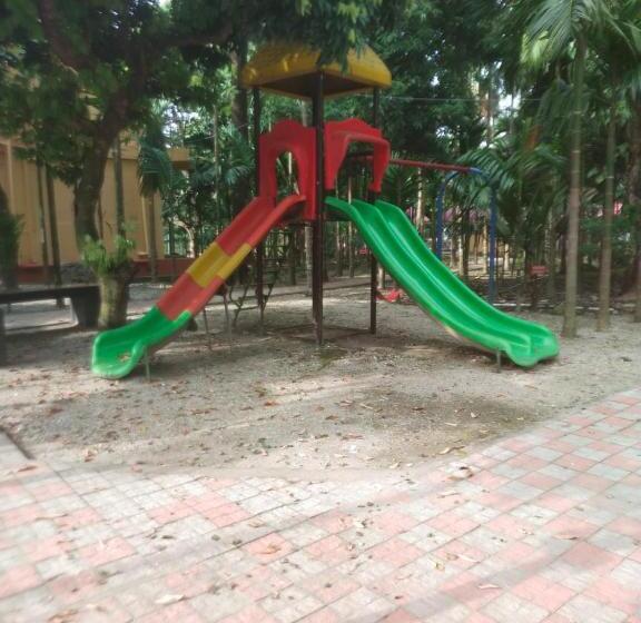 בית מלון כפרי Jupiter Eco Resort