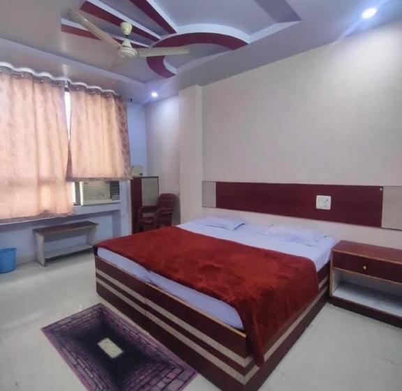 فندق Kanha International, Anuppur