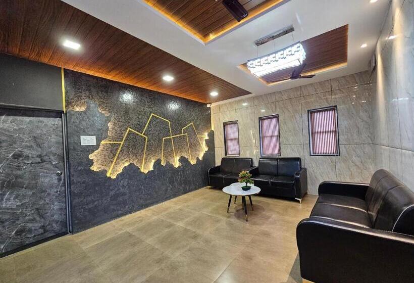 فندق Happy Stay Kolhapur 2 Km From Kolhapur Airport