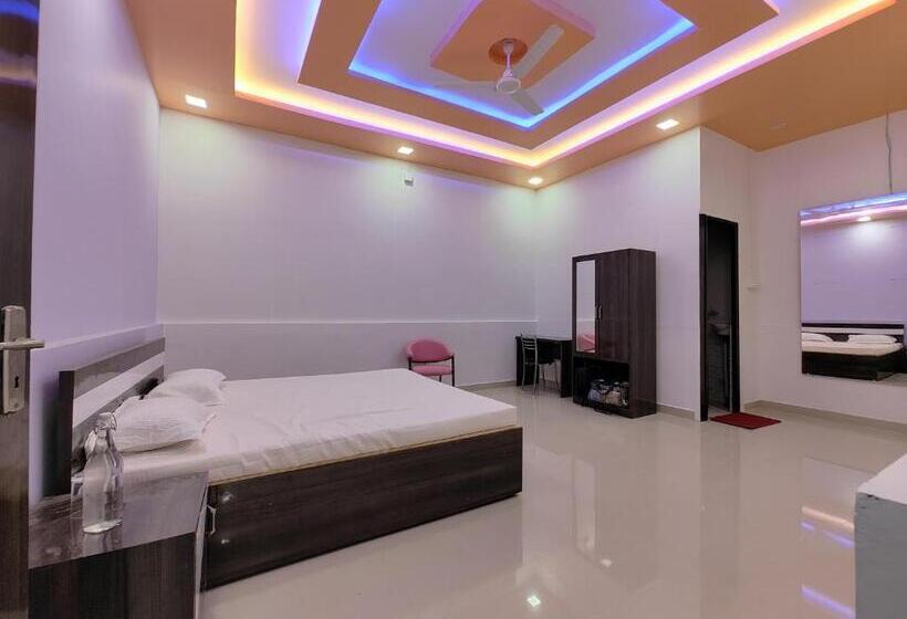 فندق Nandan Resort