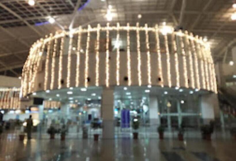 호텔 Om Sai, Anuppur