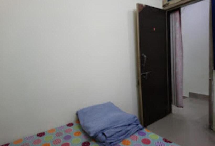 호텔 Om Sai, Anuppur