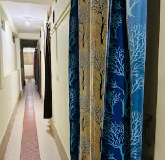 호텔 Om Sai, Anuppur