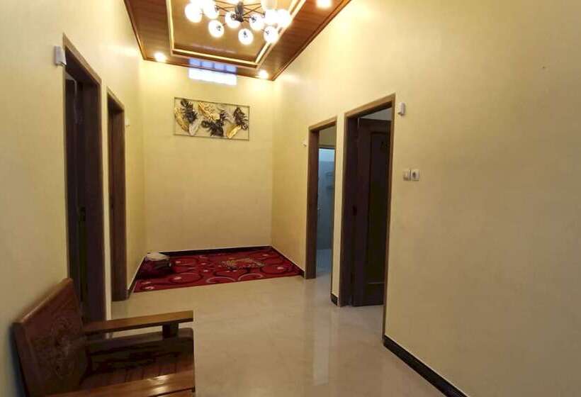 בית מלון כפרי Senja Dieng Homestay Syariah Redpartner