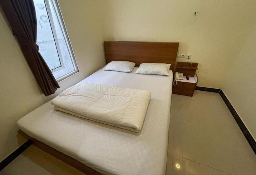 בית מלון כפרי Senja Dieng Homestay Syariah Redpartner