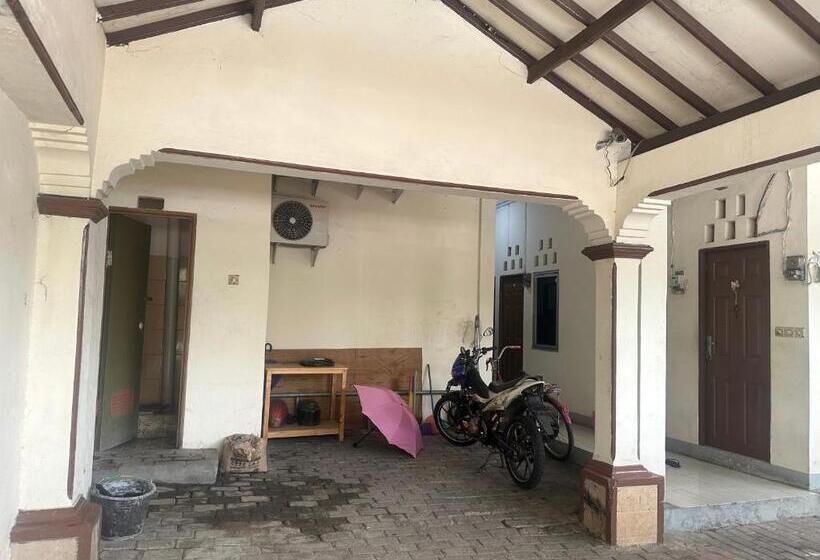 酒店 Oyo 93379 S12