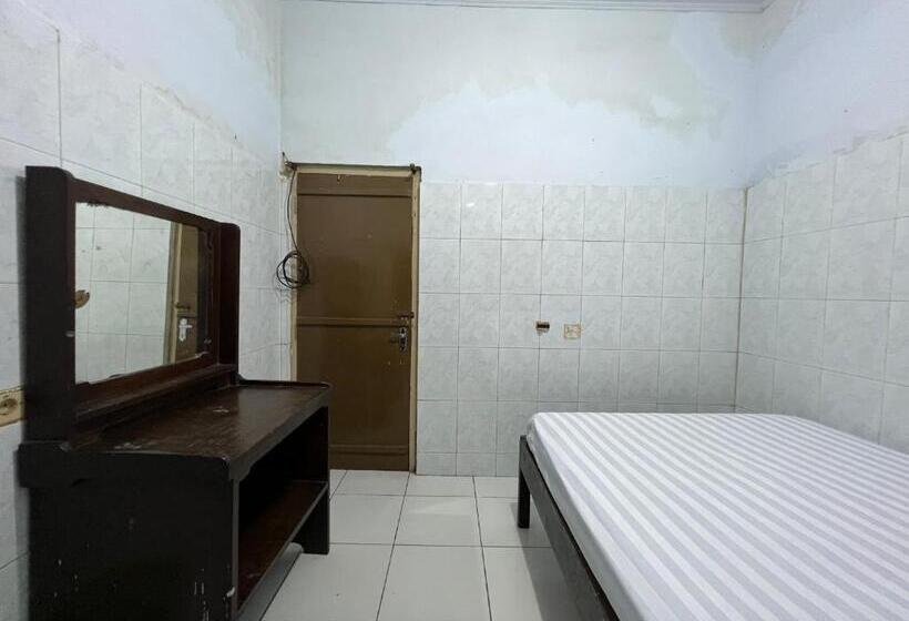 ホテル Oyo 93406 Pondok Bulo Ugi Syariah